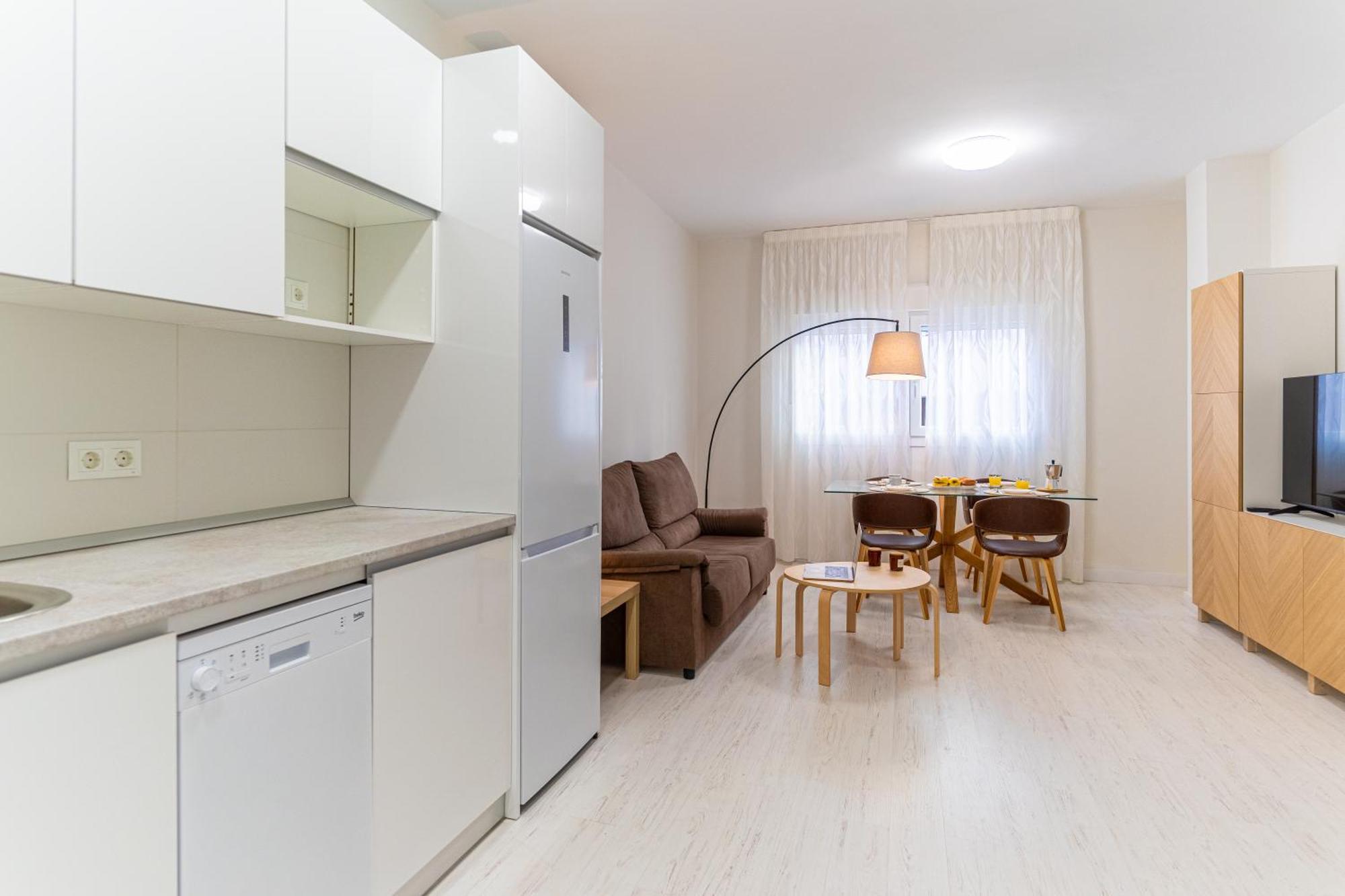 Trendyhomes City Center อัลเมรีอา ภายนอก รูปภาพ