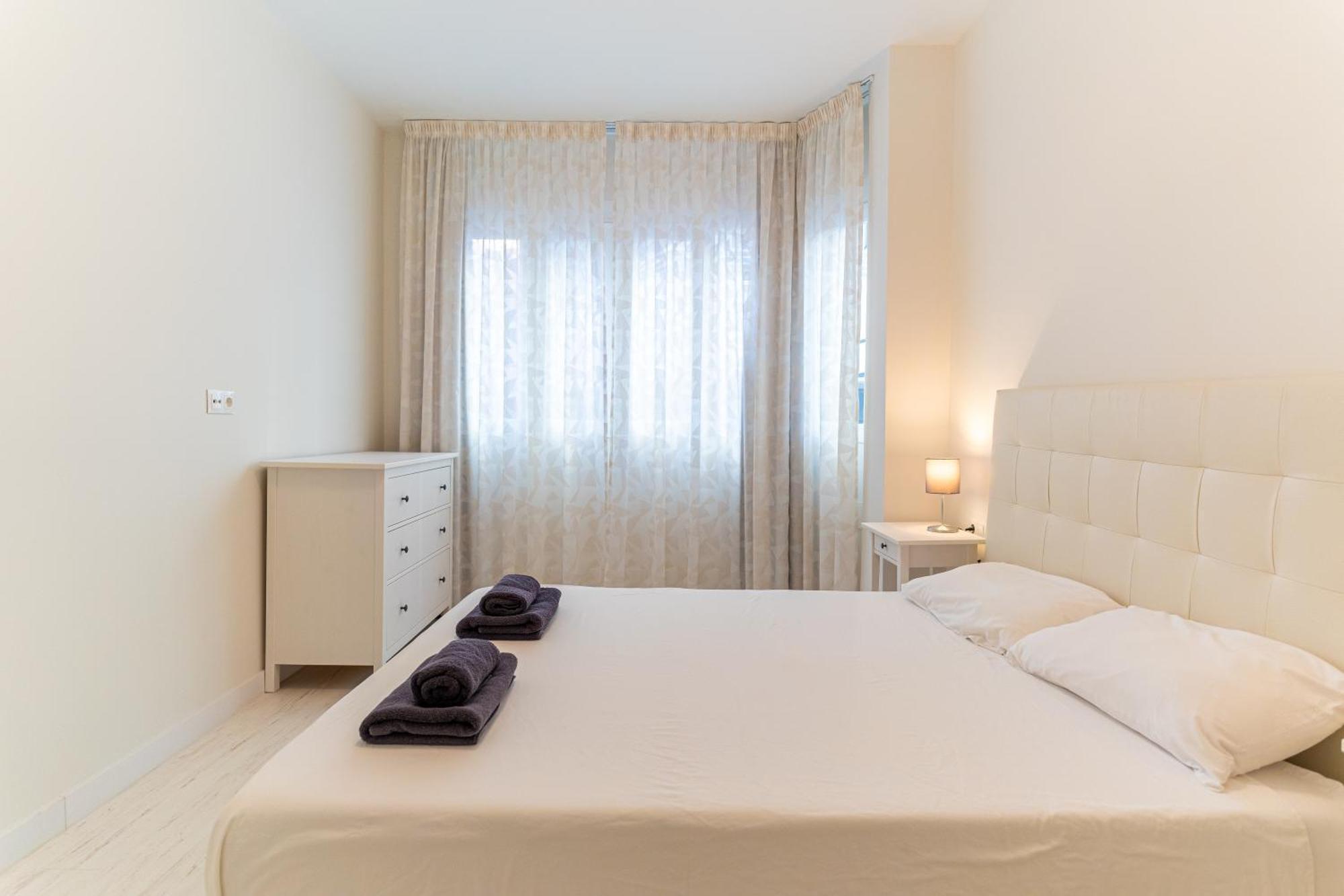 Trendyhomes City Center อัลเมรีอา ภายนอก รูปภาพ