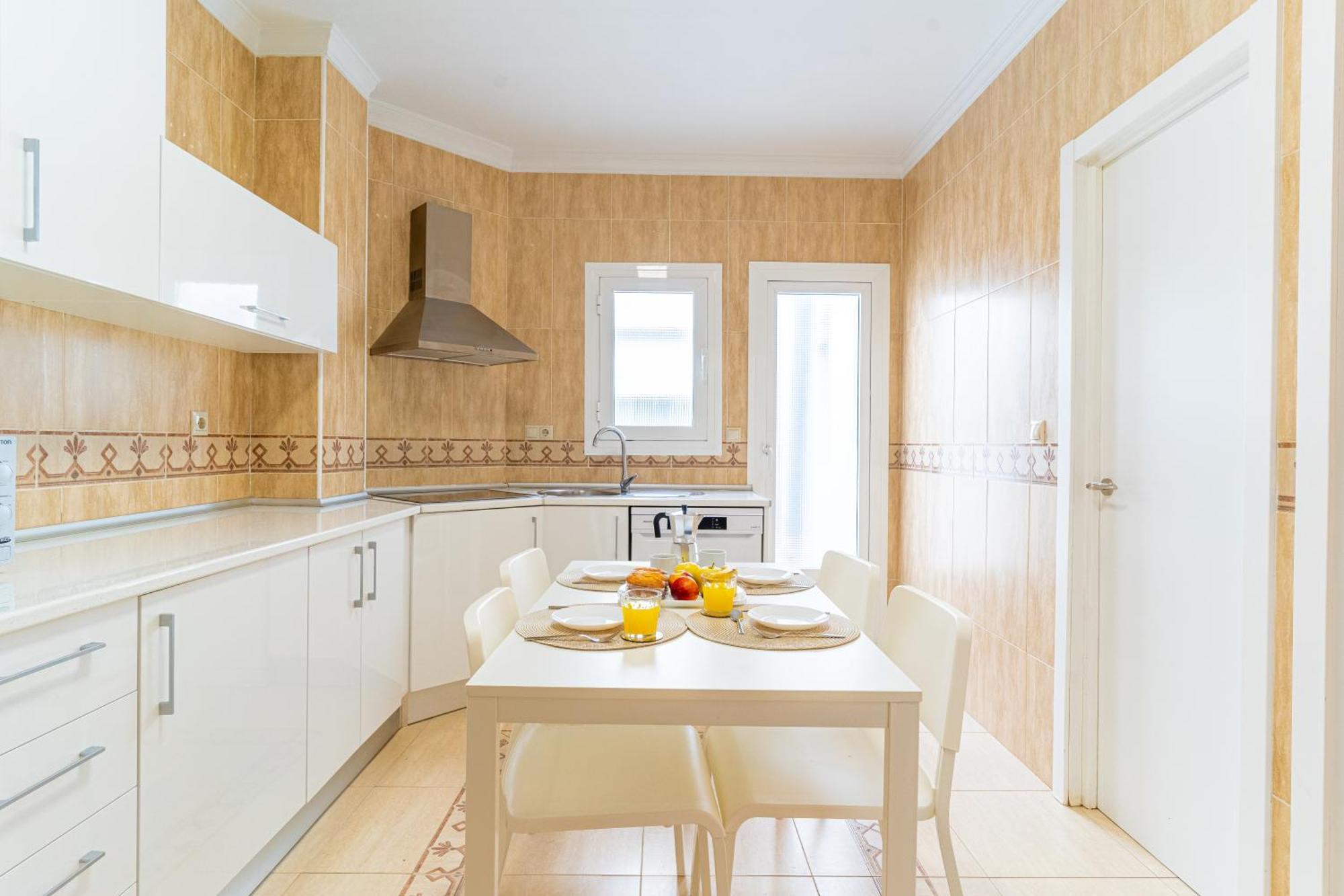 Trendyhomes City Center อัลเมรีอา ภายนอก รูปภาพ