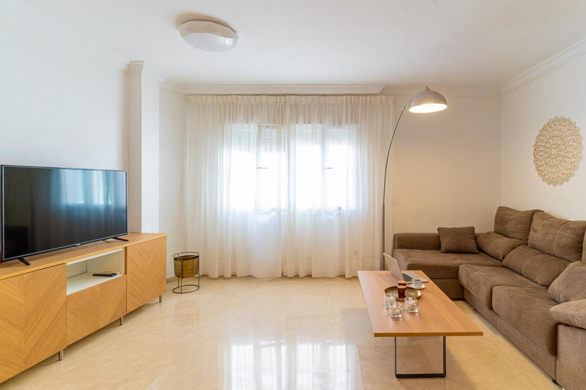 Trendyhomes City Center อัลเมรีอา ภายนอก รูปภาพ