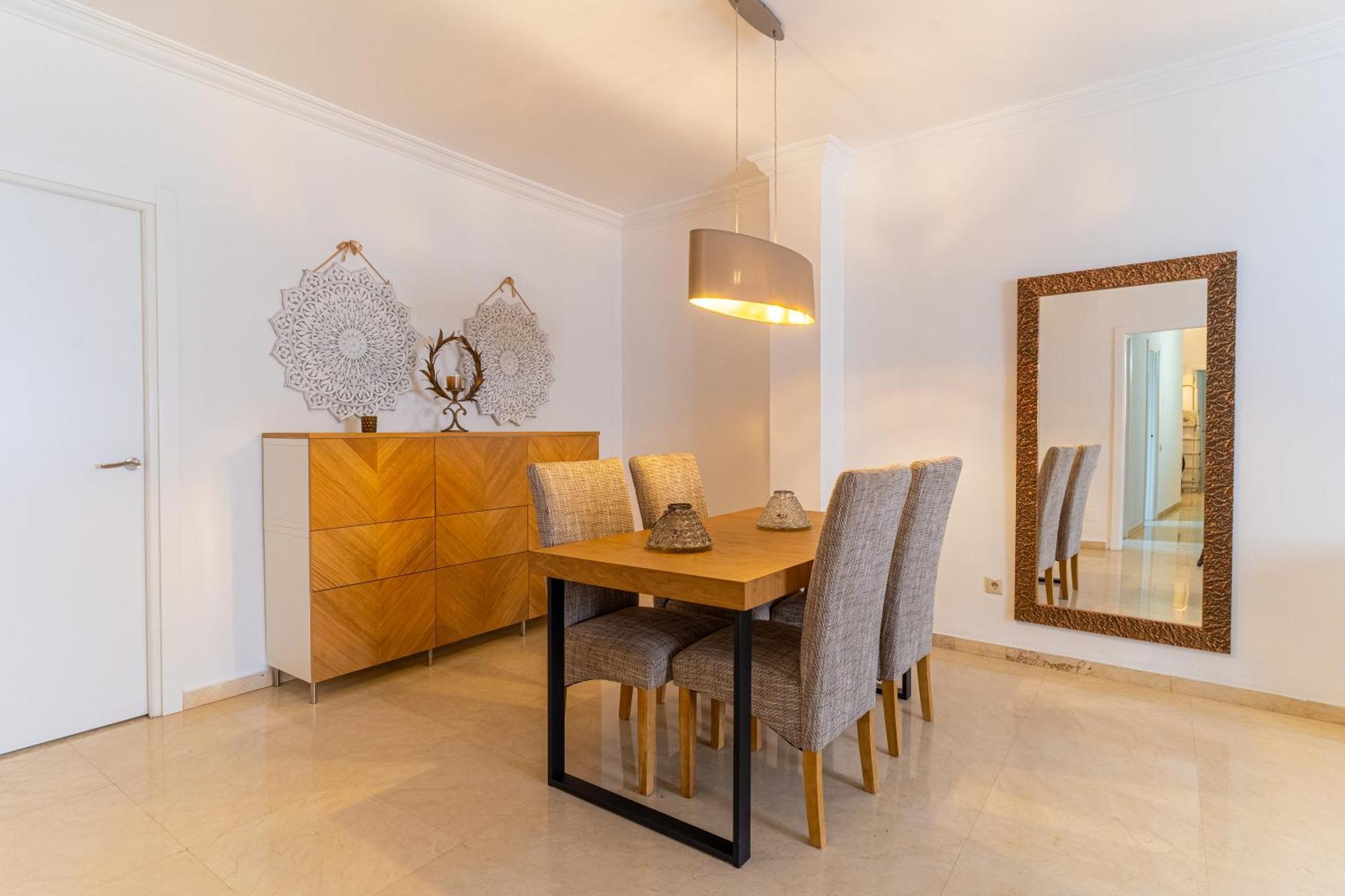 Trendyhomes City Center อัลเมรีอา ภายนอก รูปภาพ