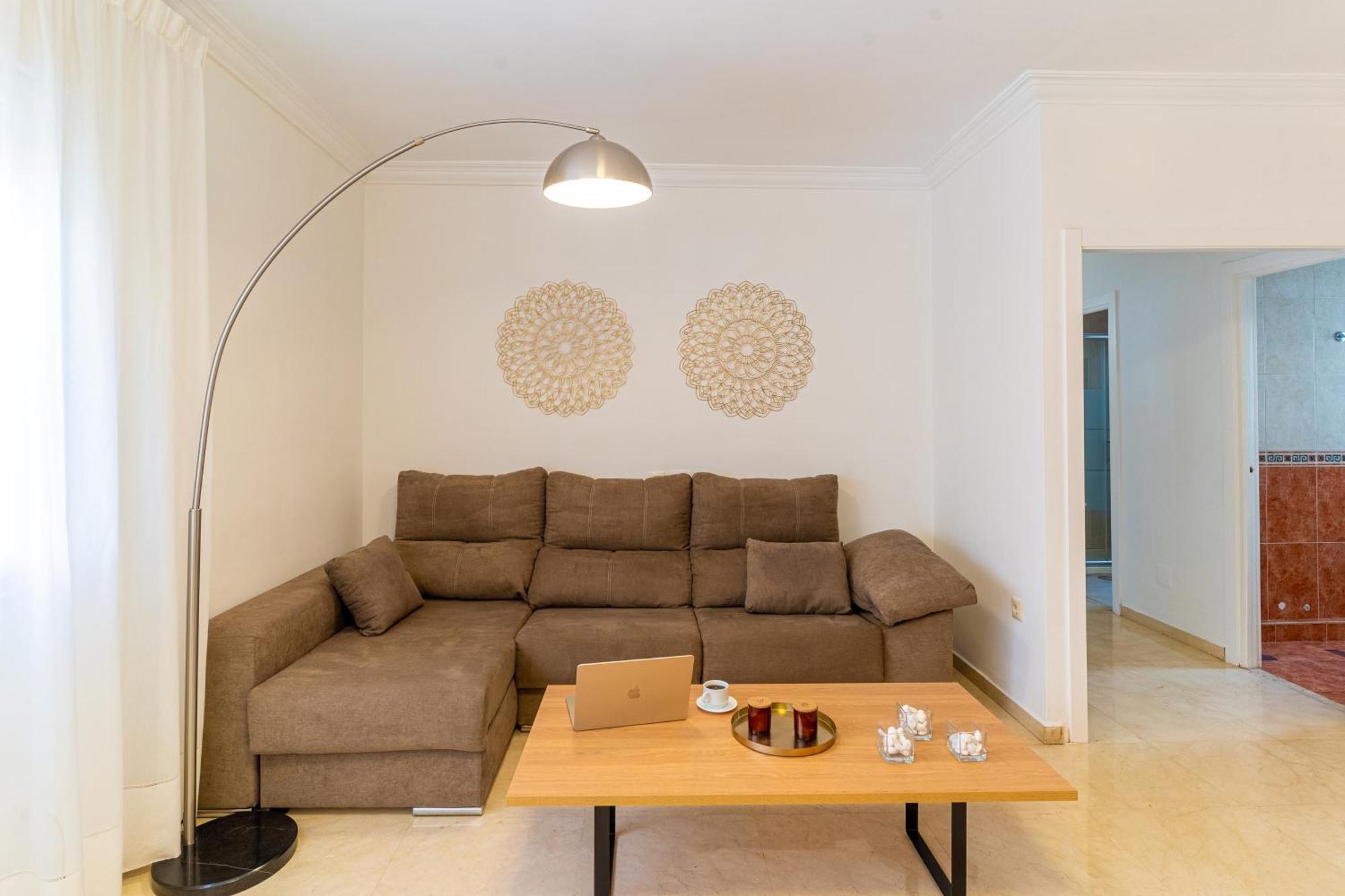 Trendyhomes City Center อัลเมรีอา ภายนอก รูปภาพ